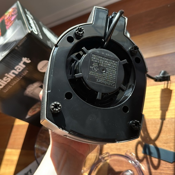 NEW in Box Cuisinart Elite Collection 4 Cup 1L Chopper/Grinder - Picture 7 of 12